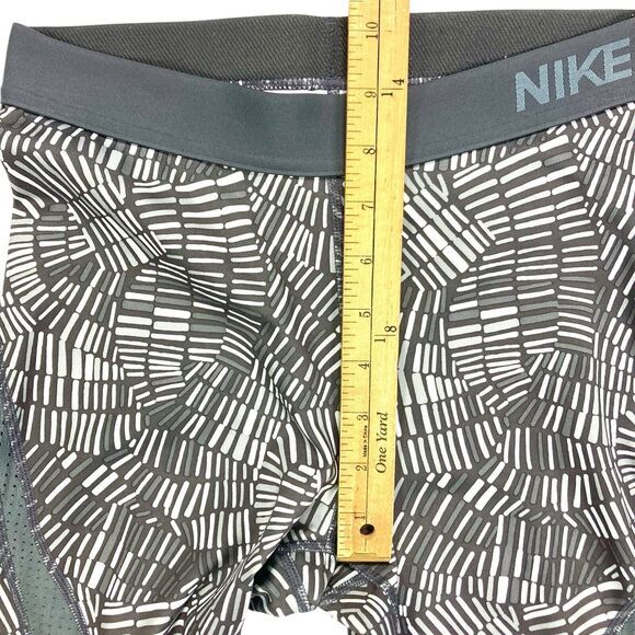 Nike Pro Hypercool Tidal Capri Legging M Gray Workout Yoga Gym Training Pull On - Picture 10 of 13